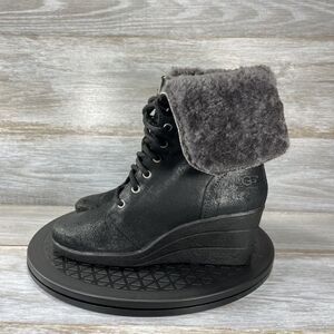 UGG Women’s Zea Black Leather Shearling Wedge Lace-Up Boots Size 6